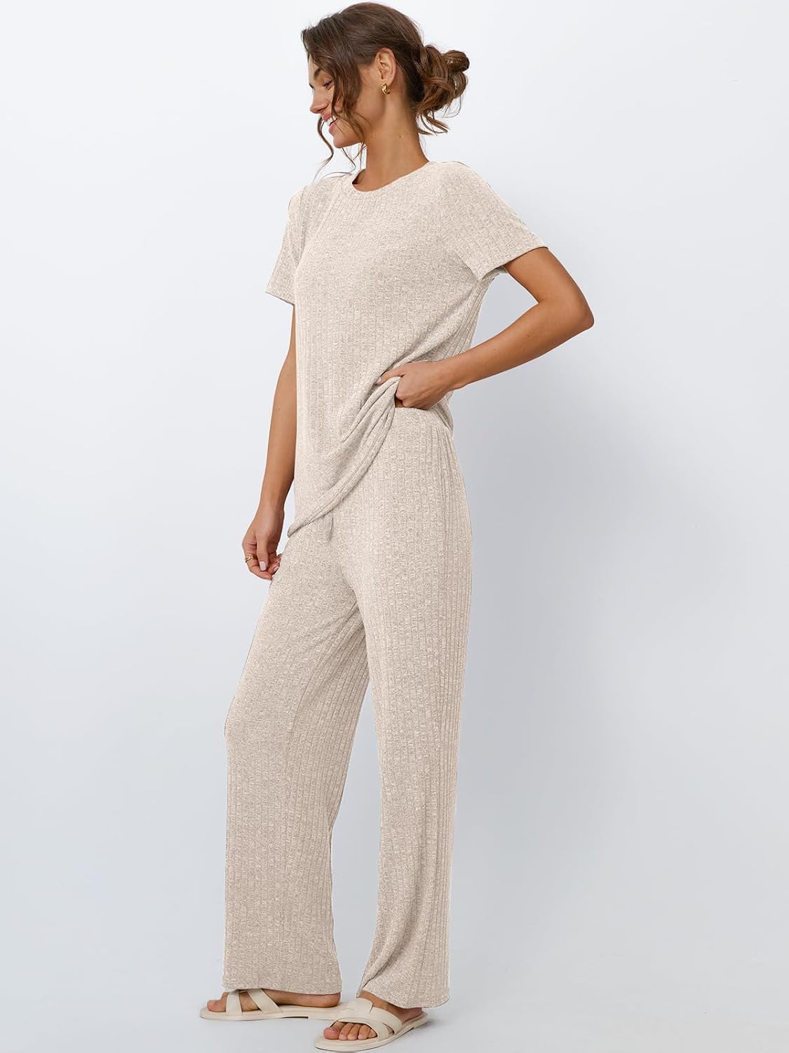 Spurtable apricot ribbed two-piece travel co-ord set