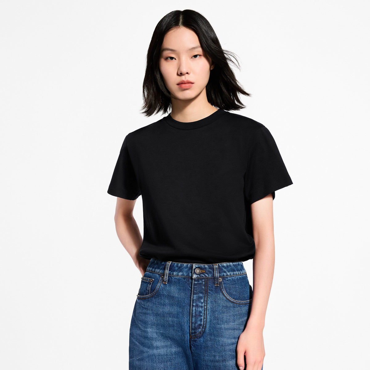 Trunk Scarf T-Shirt